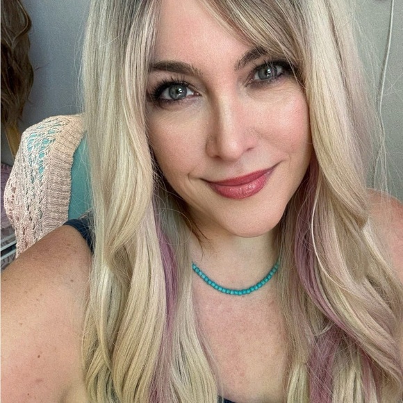 Stylish Blonde and Pink Wig - Picture 1 of 2